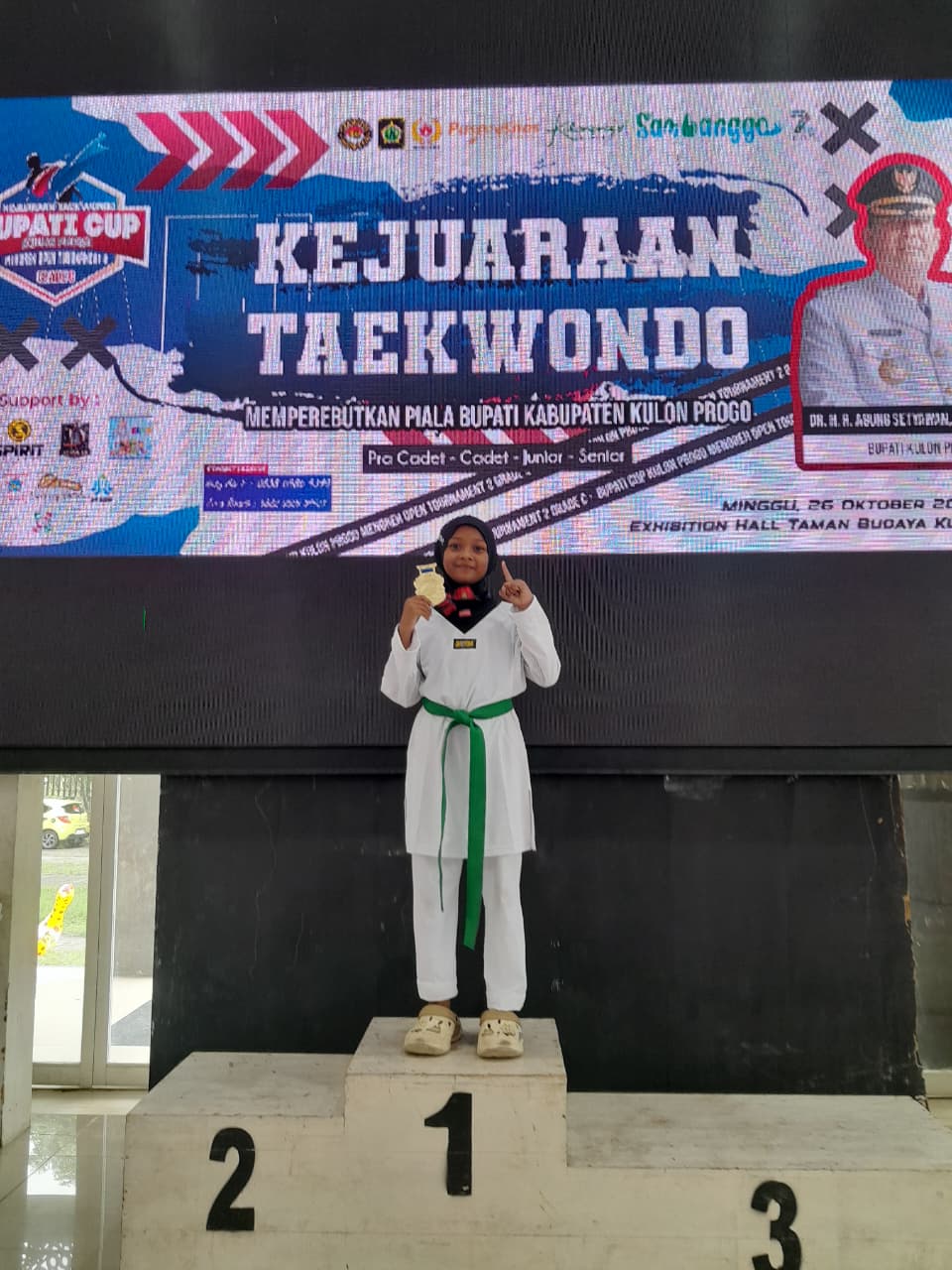Azalea Naila Putri dari MIN 3 Bantul Sabet Podium Juara Pertama Taekwondo Piala Bupati Kulon Progo