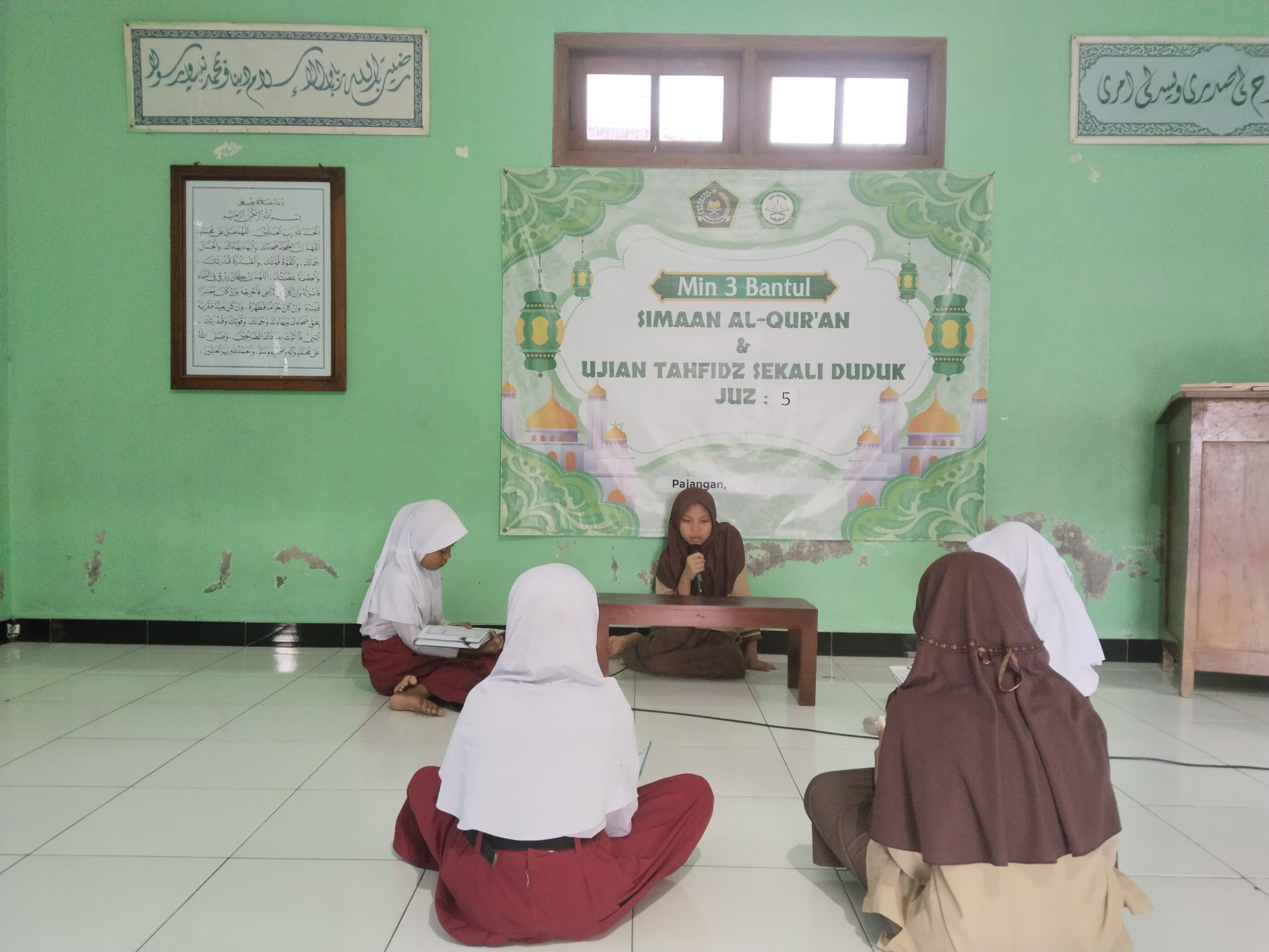 Taklukkan Juz 5 Sekali Duduk, Rusyda Anaya Kaunain Ukir Sejarah di MIN 3 Bantul