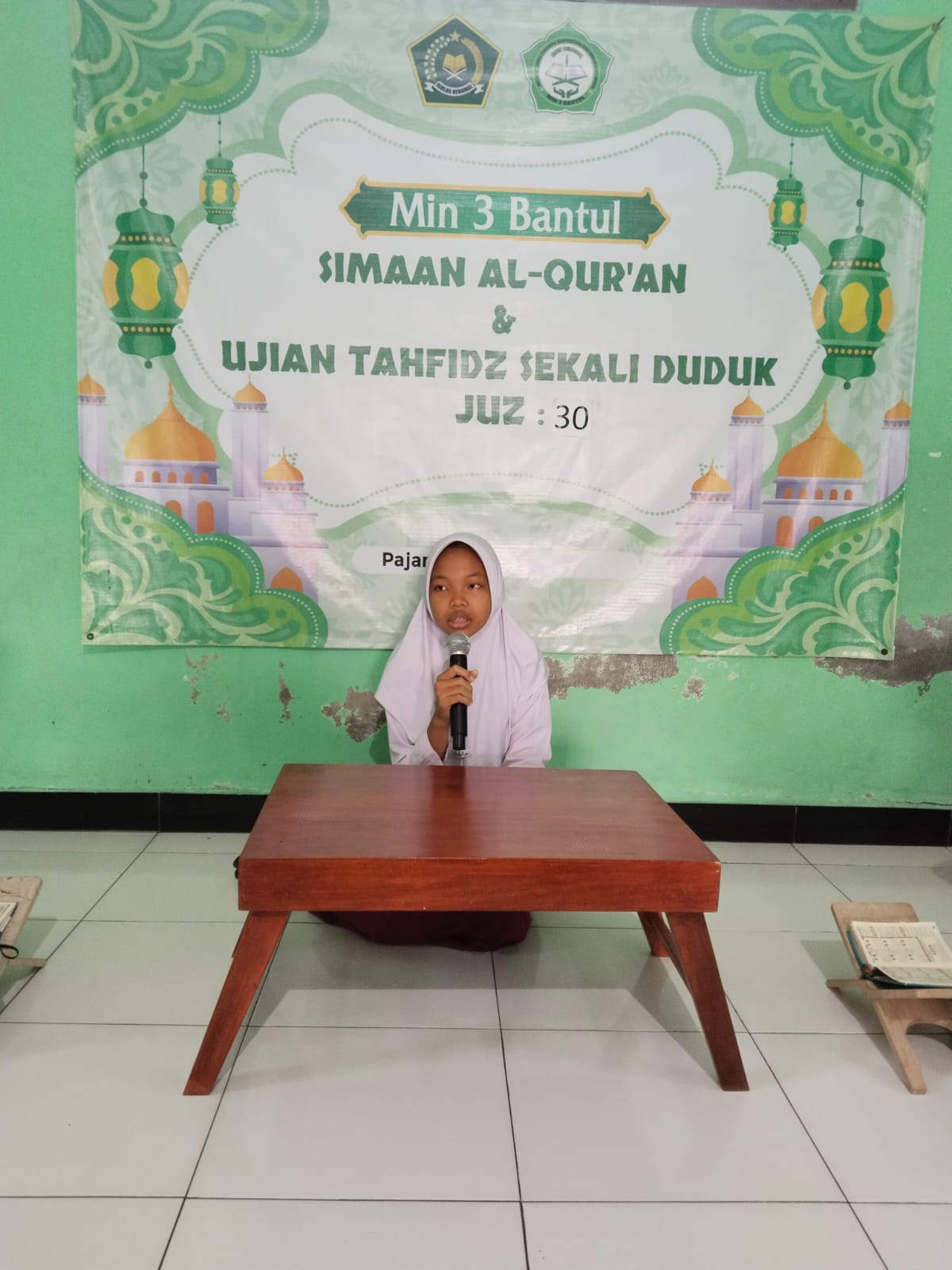 Membanggakan, Naura A’yuni Khoirunnisa Kelas 6 B MIN 3 Bantul Berhasil Lolos Sima’an Tahfidz Al-Qur’an Juz 30 Sekali Duduk