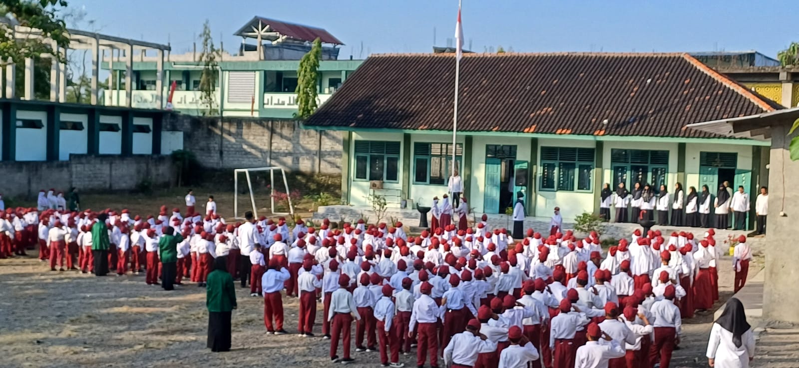 MIN 3 Bantul Gelar Upacara Kemerdekaan RI: Penanaman Jiwa Patriotisme Sejak Dini