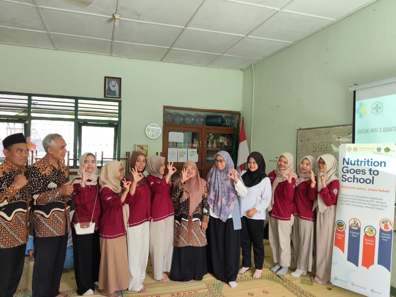 Siswa MIN 3 Bantul Dilatih Peduli Gizi dan Nutrisi Lewat Program NGTS dari Fakultas Gizi UAD Yogyakarta