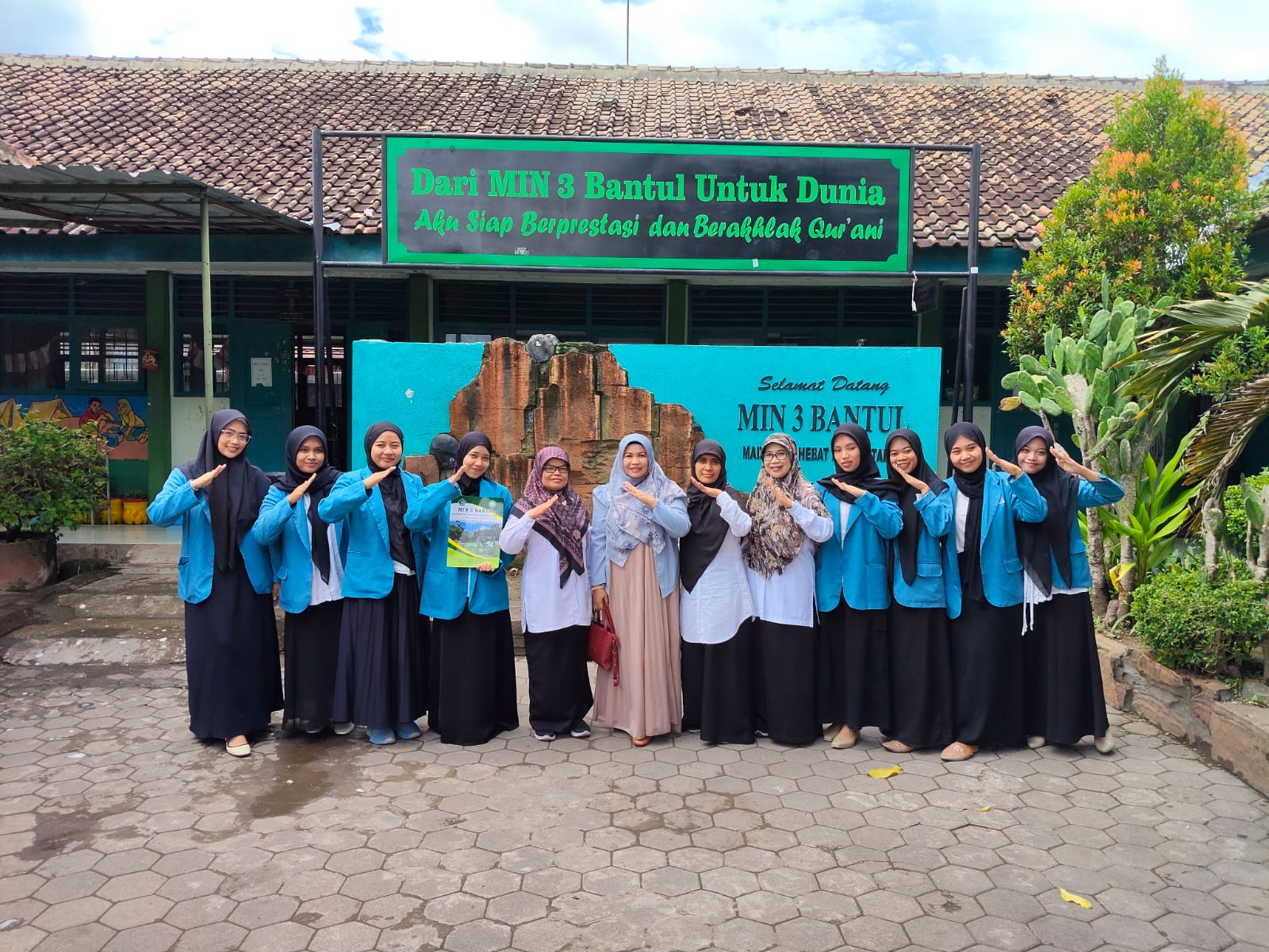 Penarikan Mahasiswa PPL Alma Atta dari MIN 3 Bantul, Tandai Berakhirnya Program Praktik Lapangan